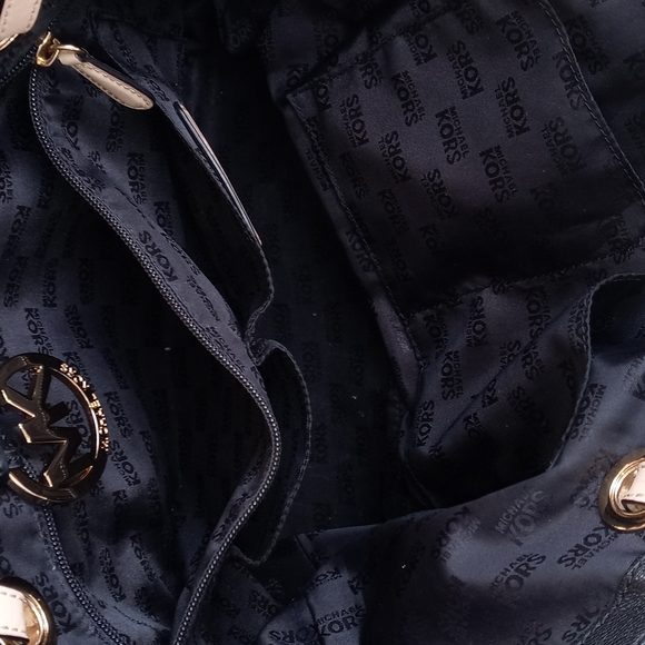 MK JET SET LARGE LEATHER TOTE/PURSE/BAG - Picture 9 of 11